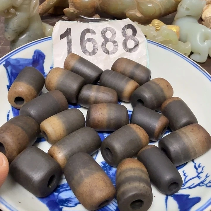 海***月玛瑙/玉髓未镶嵌颈饰谢谢您一直关心支持