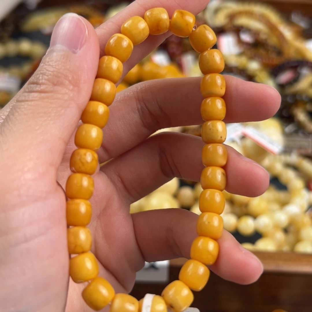 未镶嵌琥珀珠宝奇石