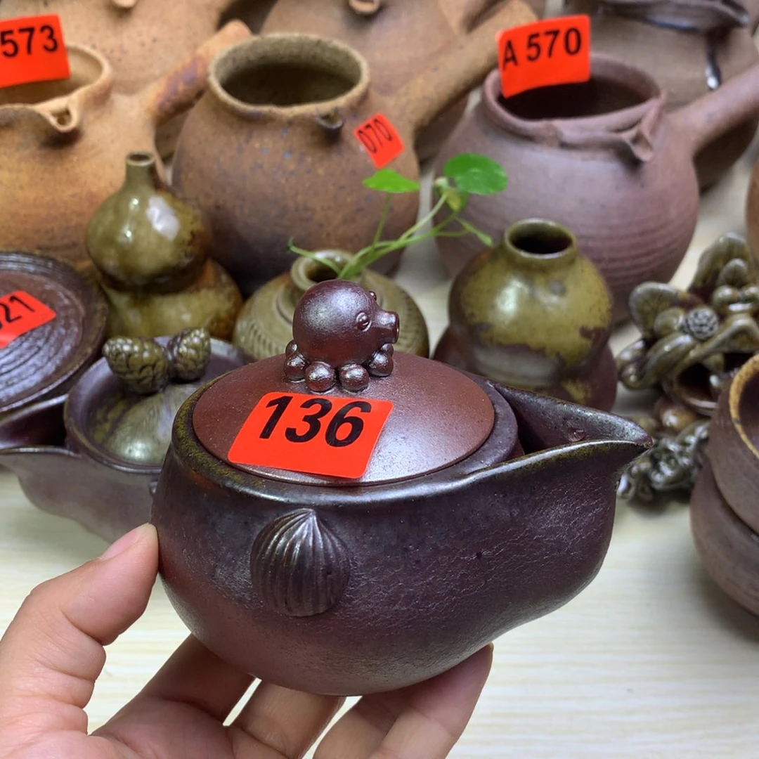 棠*豆瑕疵柴烧细陶宝瓶180毫升左右