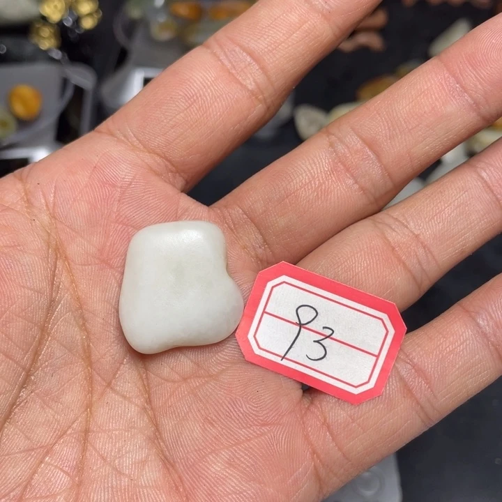 颈饰未镶嵌和田玉93