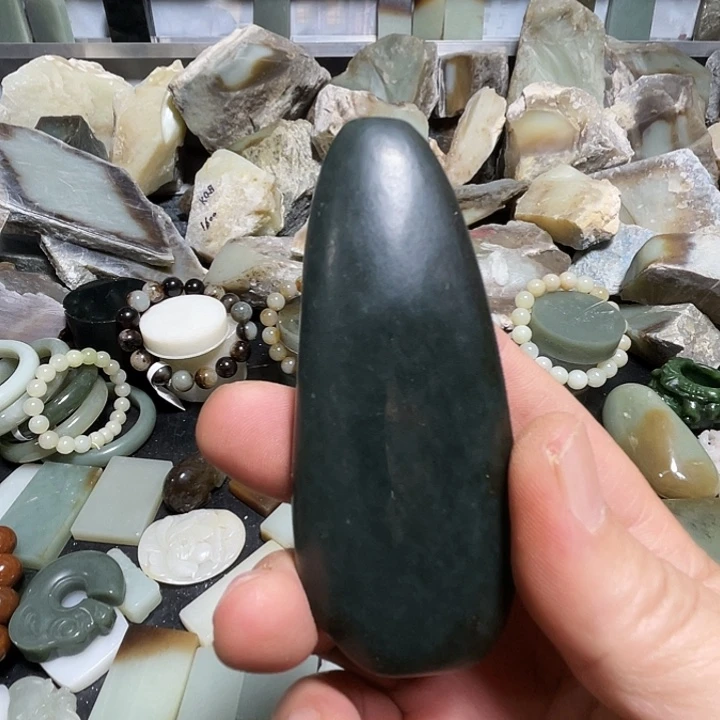 十***月和田玉（糖玉）未镶嵌把件