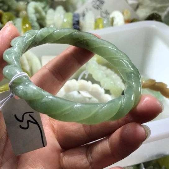 岫玉未镶嵌手镯58.59
