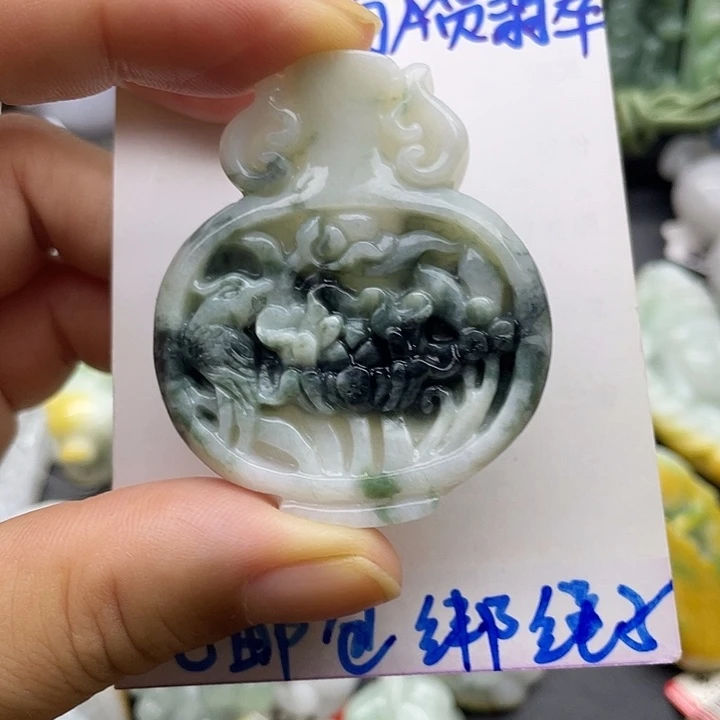 颈饰未镶嵌翡翠天然翡翠