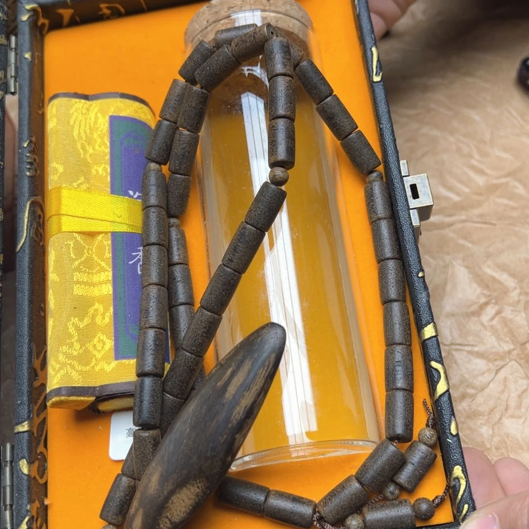 大叶紫檀（黑酸枝木类）