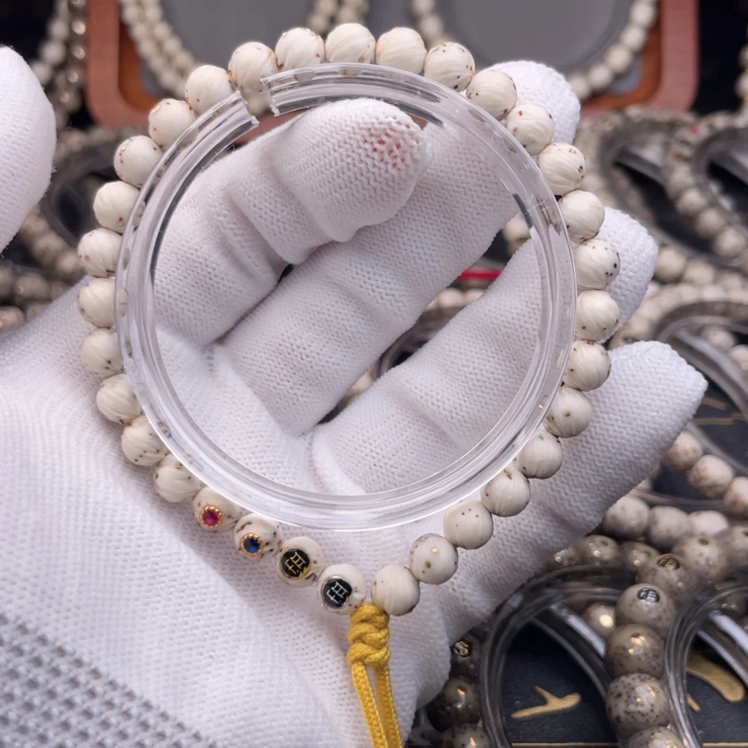 星月菩提手串圆珠龙蛋手持卡7