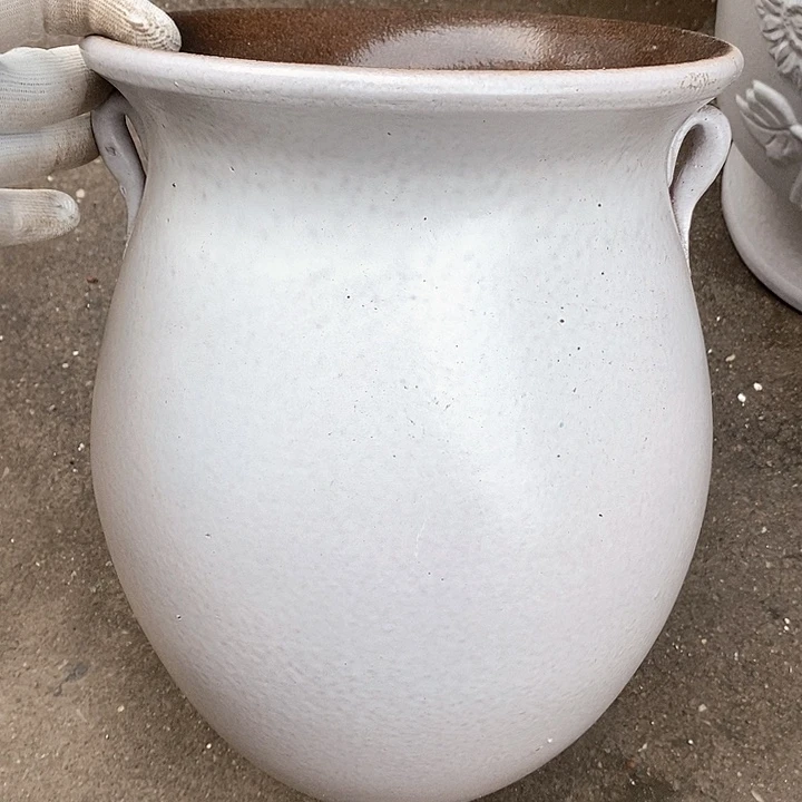 紫砂花盆口20高27瑕疵