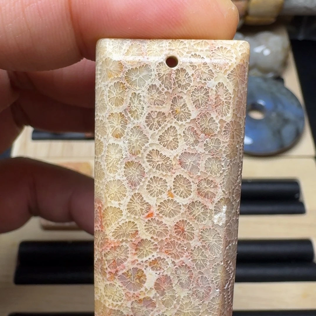 硅化玉未镶嵌纯天然色有机玉石保真色