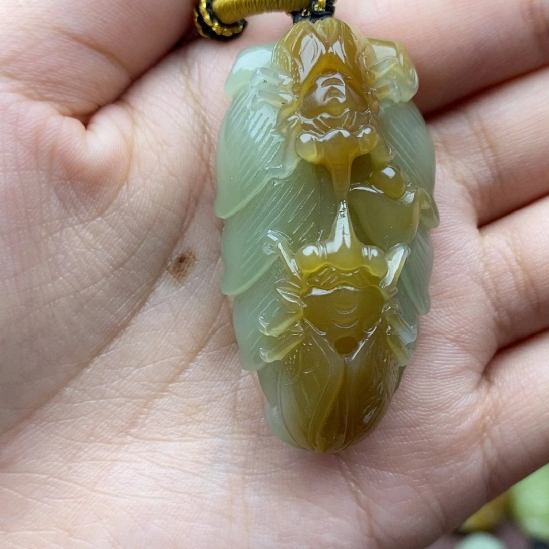 和田玉（糖玉）未镶嵌颈饰