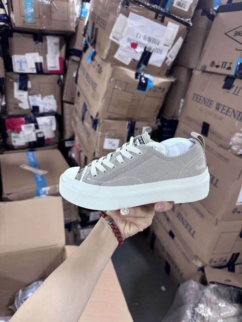 DD熊家  休闲鞋子 TTAP22S407D-BEIGE