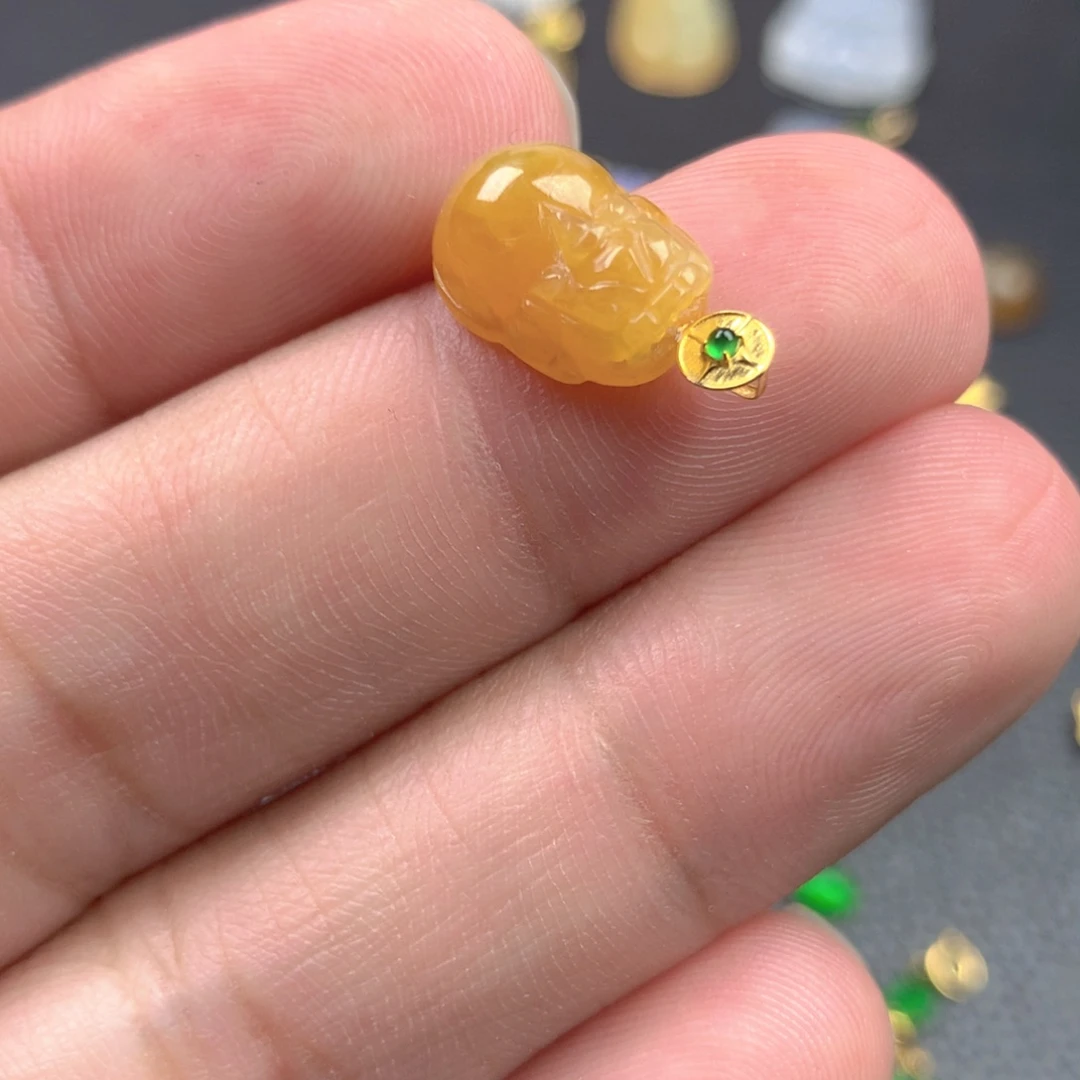 【闪购商品】颈饰18K金镶嵌翡翠翡翠