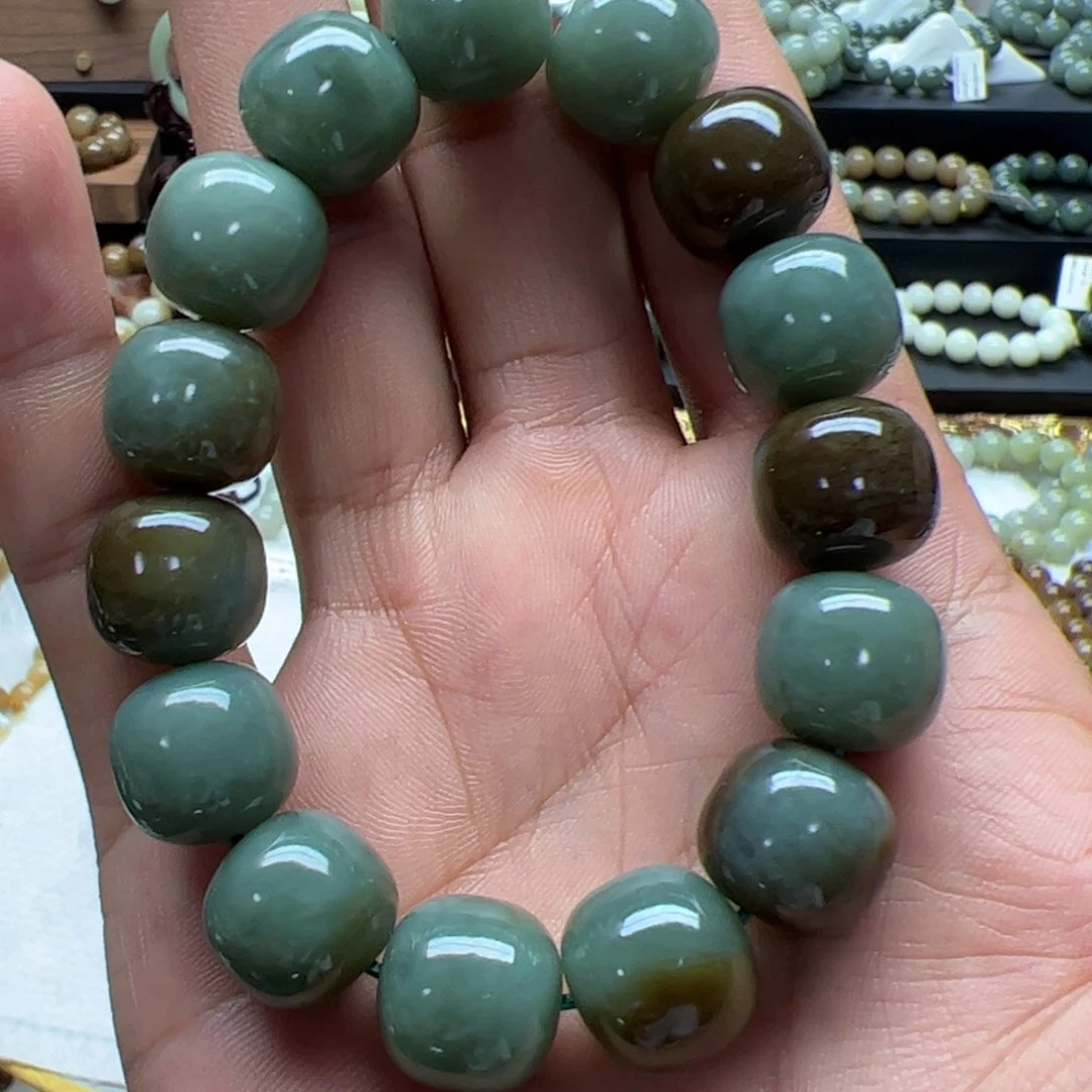 菩***灯手链未镶嵌和田玉