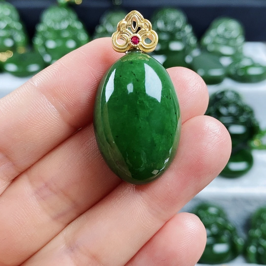 和田玉（碧玉）未镶嵌颈饰