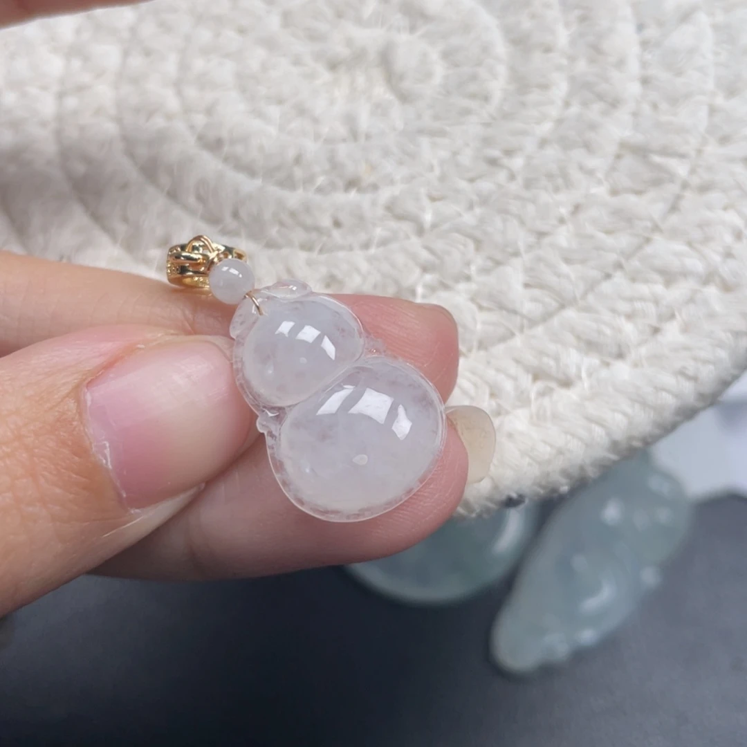 翡翠未镶嵌颈饰天然A货缅甸翡翠