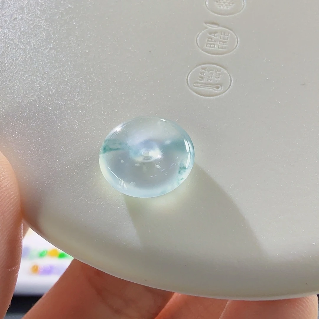 翡翠未镶嵌颈饰扣子