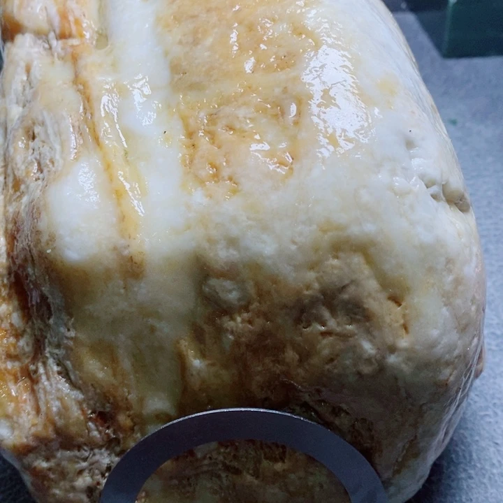 和田玉（糖玉）未镶嵌珠宝奇石