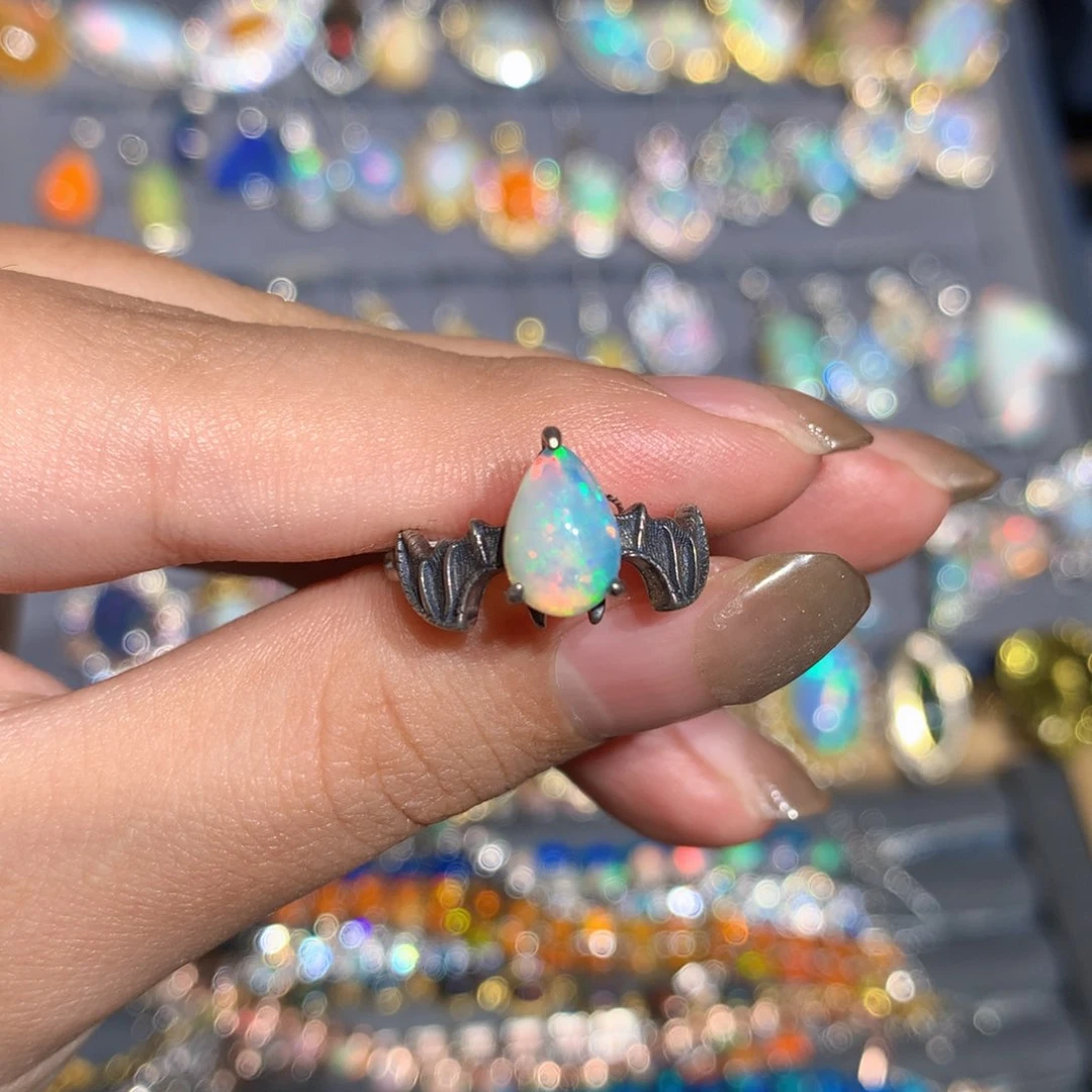 银S925镶嵌欧泊戒指