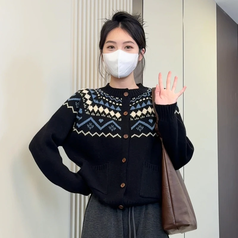 小香风毛衣针织衫宽松秋冬女装气质网红短款时尚百搭复古上衣