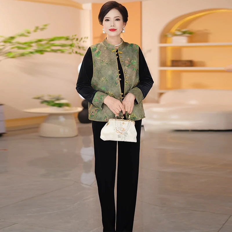 2025妈妈装新中式国风马甲两件套时尚洋气提花坎肩背心马夹女套装