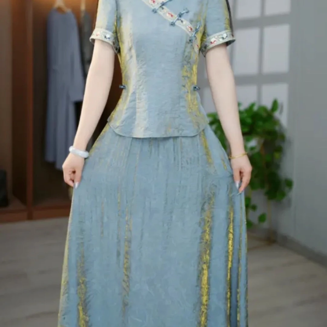 时尚爆款气质国风洋气百搭半身裙套装减龄穿搭