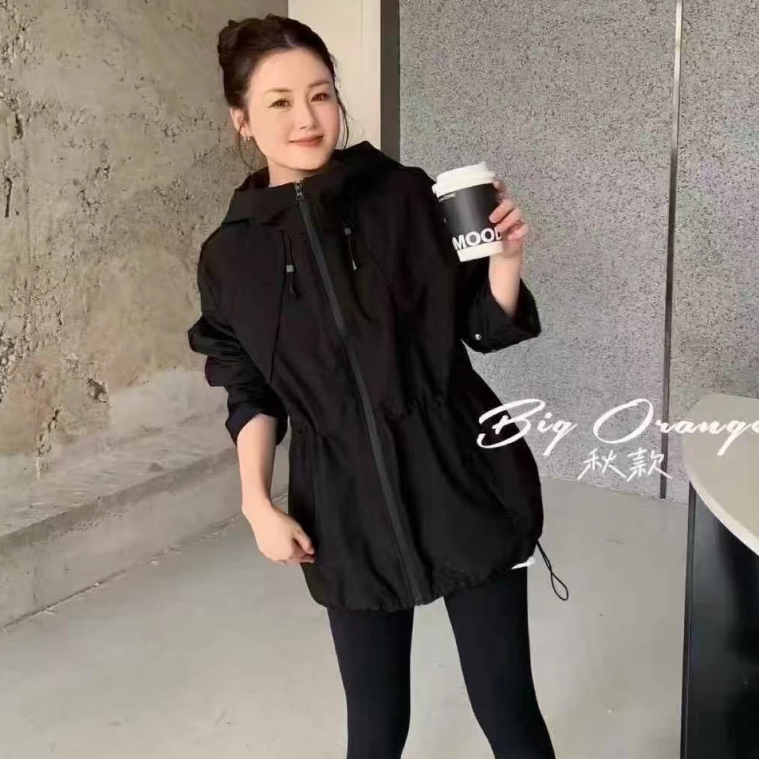 长袖抽绳女洋气宽松显瘦短外套修身型连帽黑色秋季