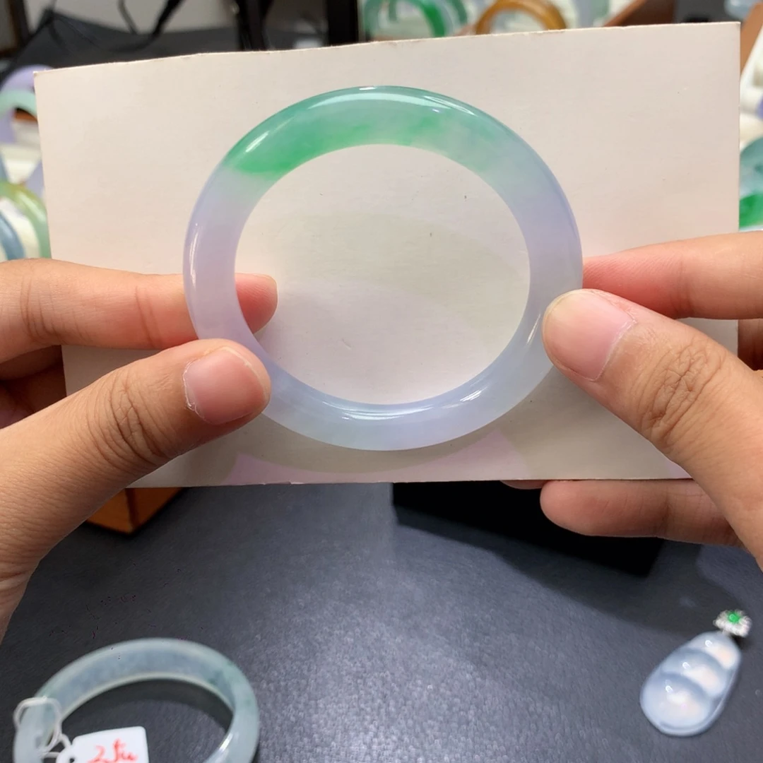 未镶嵌手镯翡翠圆条