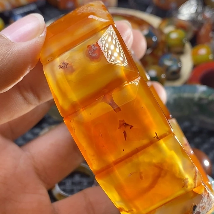 独***雪玛瑙/玉髓未镶嵌颈饰