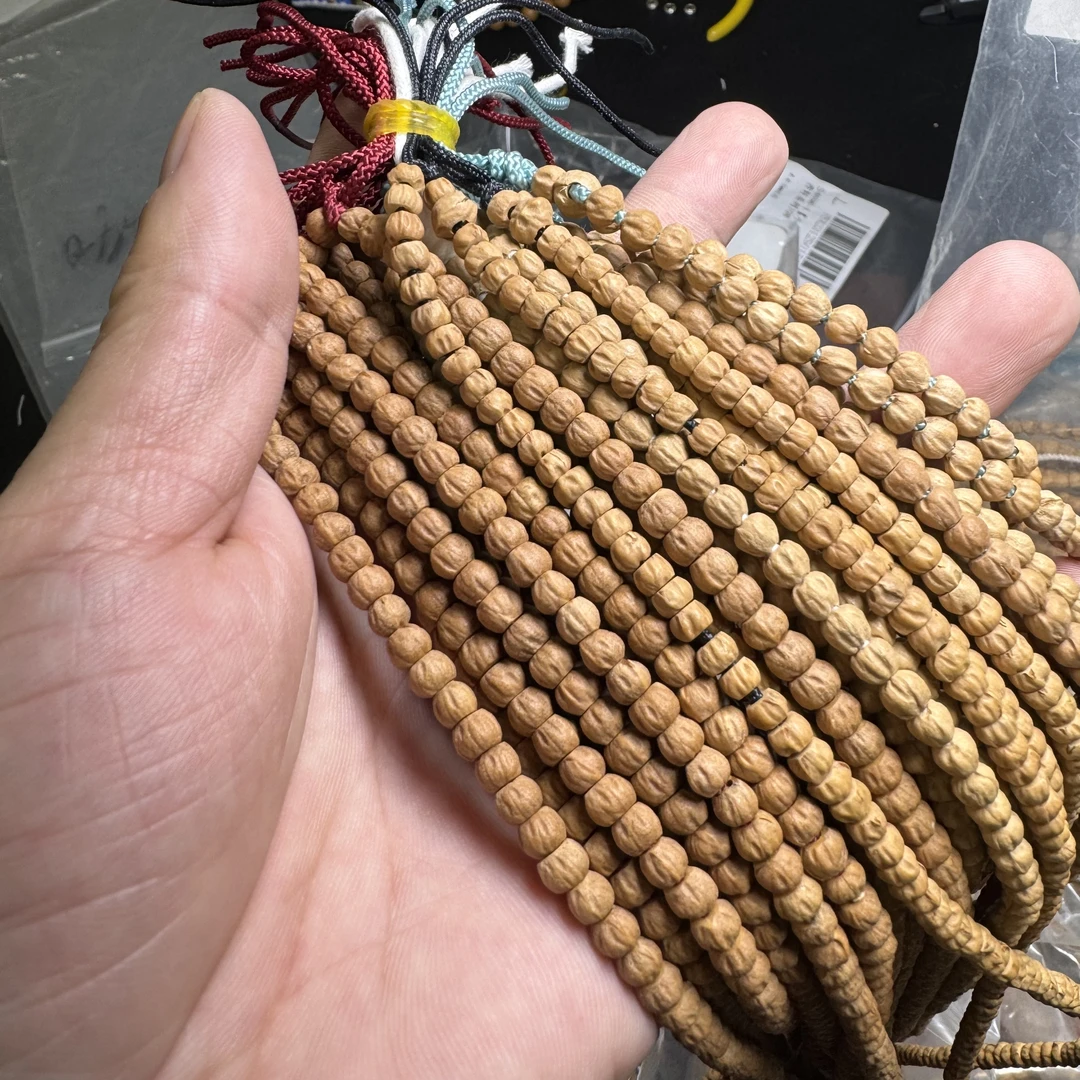 S0215-1随缘款热振小金豆 百香籽108长串（多样性发货）