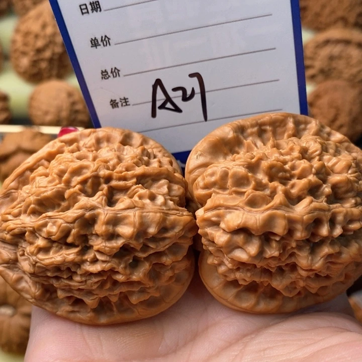 桃核吊坠口*哥大管帽大管帽