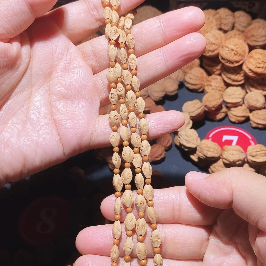 文玩核桃手串0.6尺瓜子脖挂