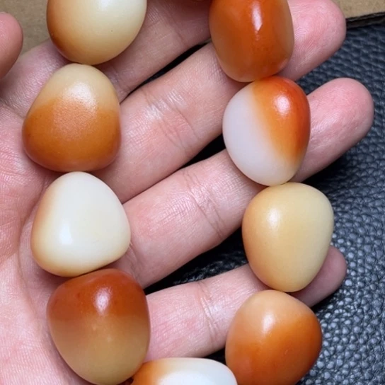 和田玉未镶嵌珠宝奇石