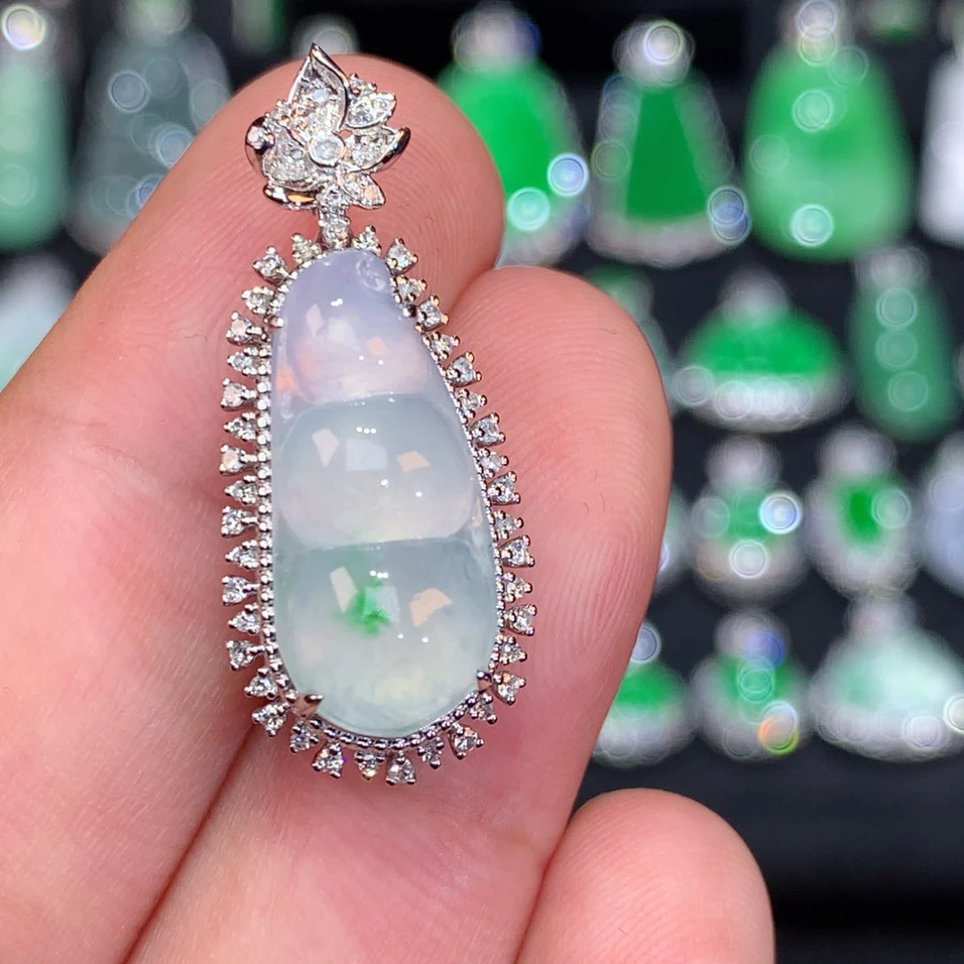 翡翠18K金镶嵌颈饰（收到货48小时鉴赏期）