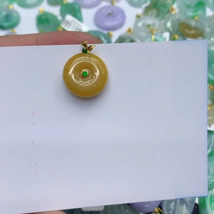 颈饰18K金镶嵌翡翠111111