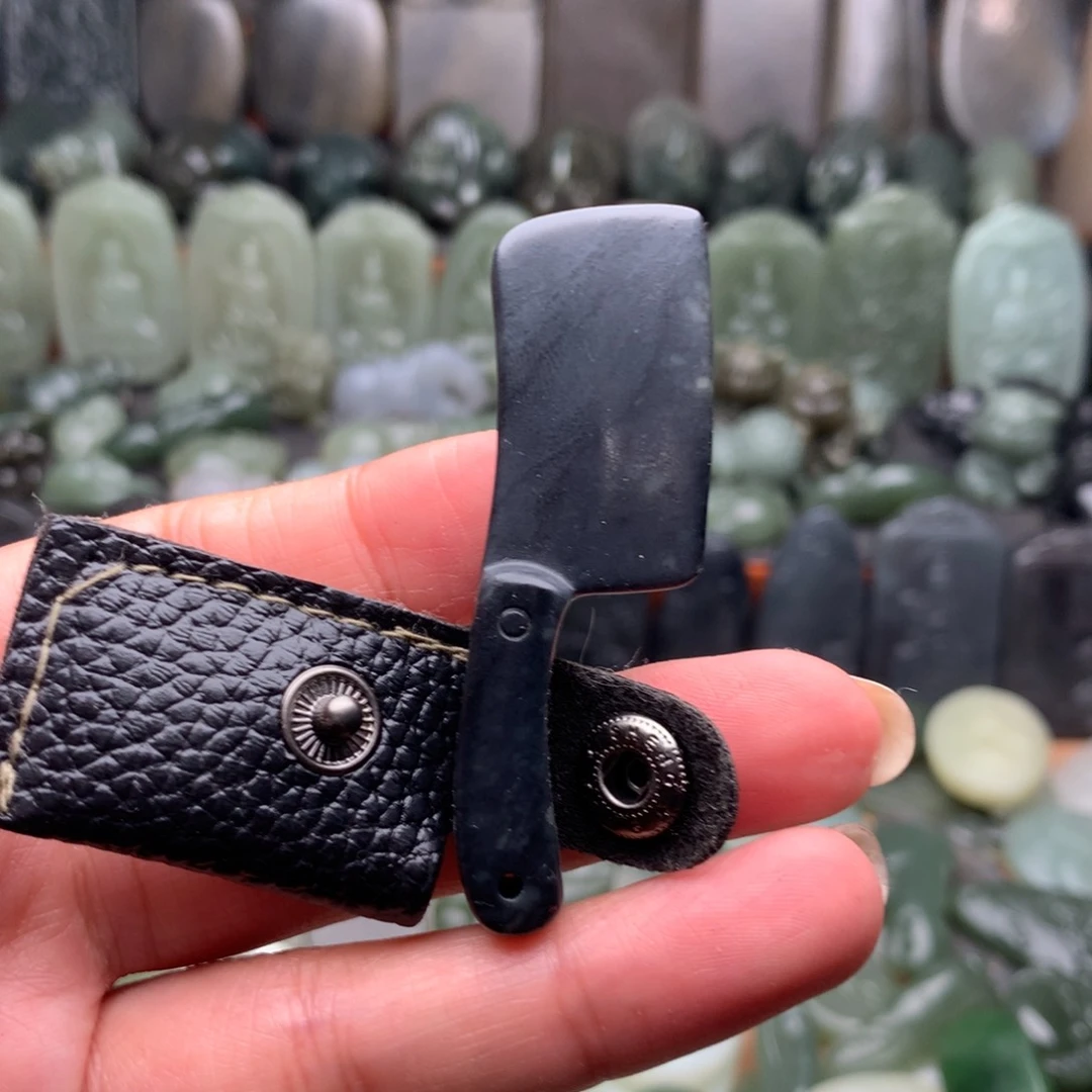 和田玉未镶嵌颈饰挂件96