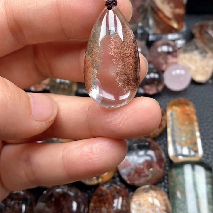 未镶嵌颈饰水晶水晶