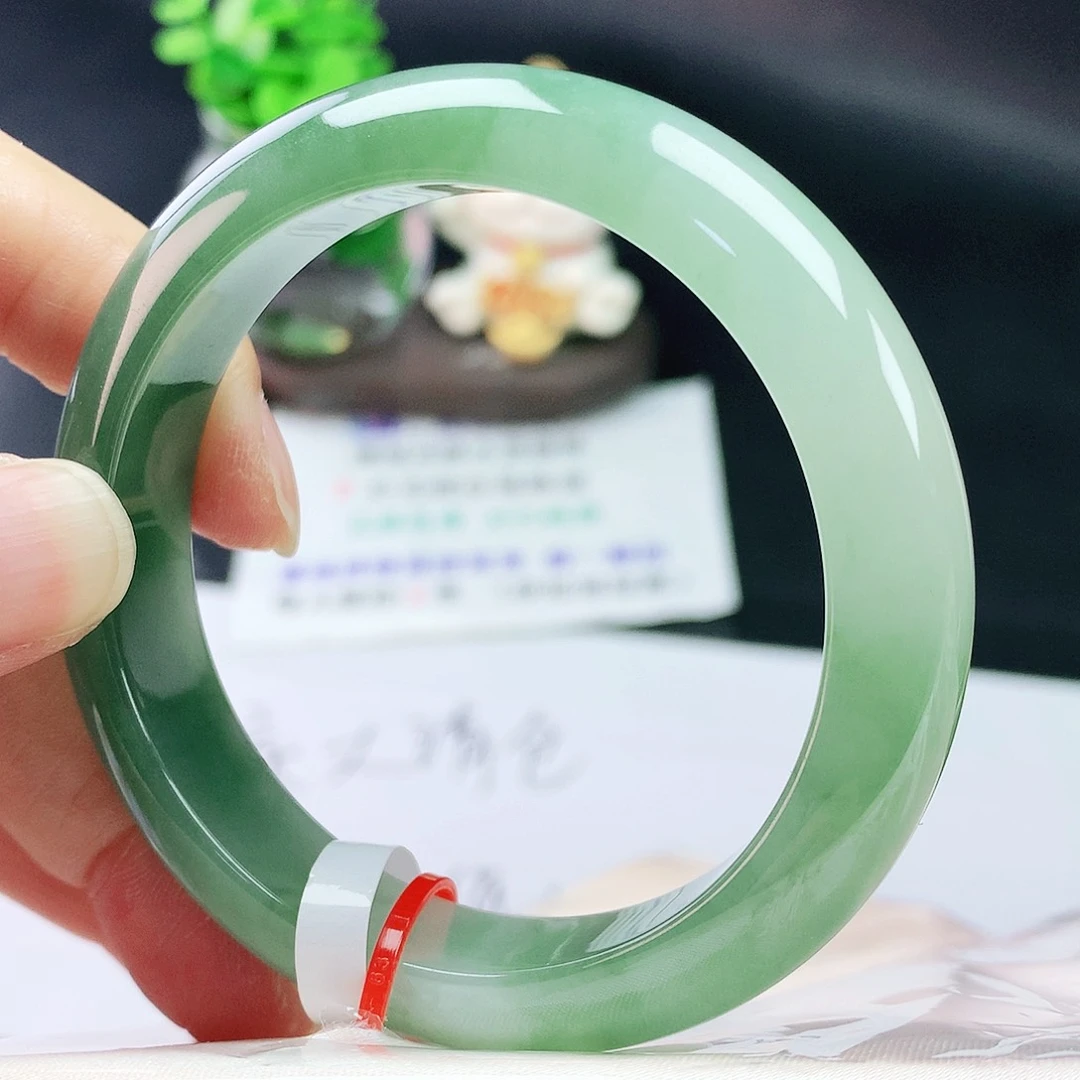 未镶嵌手镯翡翠54圈
