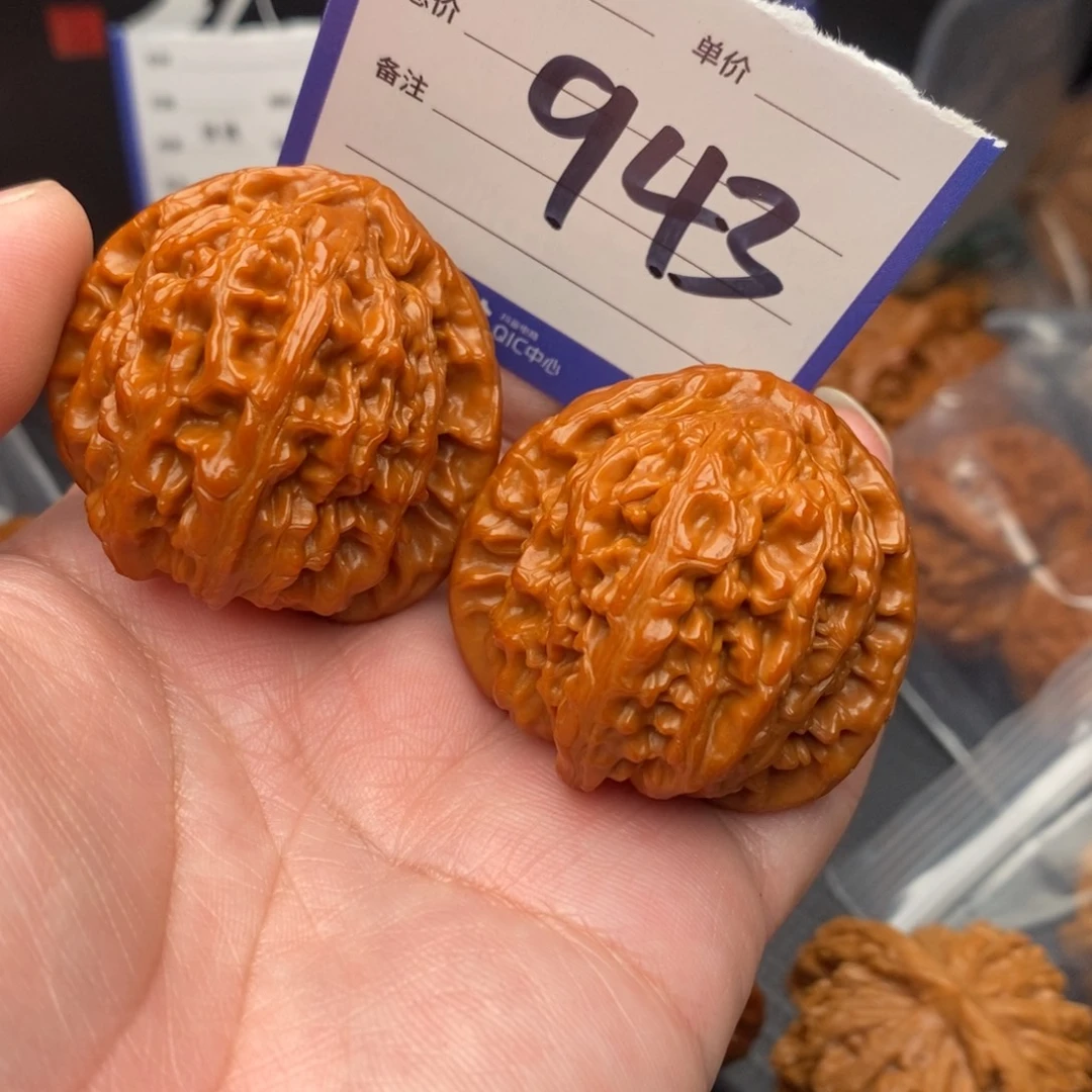 桃核把件白狮子41mo