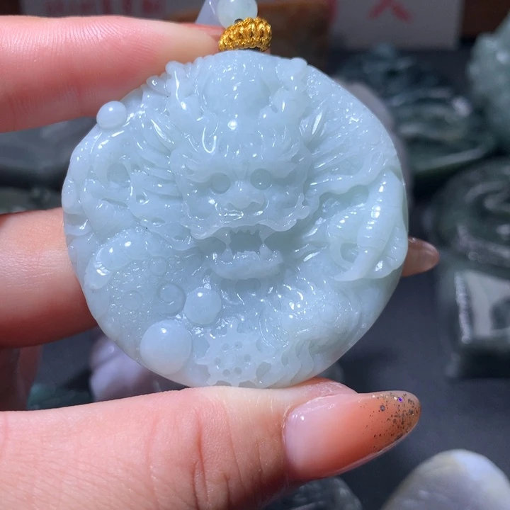 翡翠未镶嵌颈饰保真天然A货翡翠