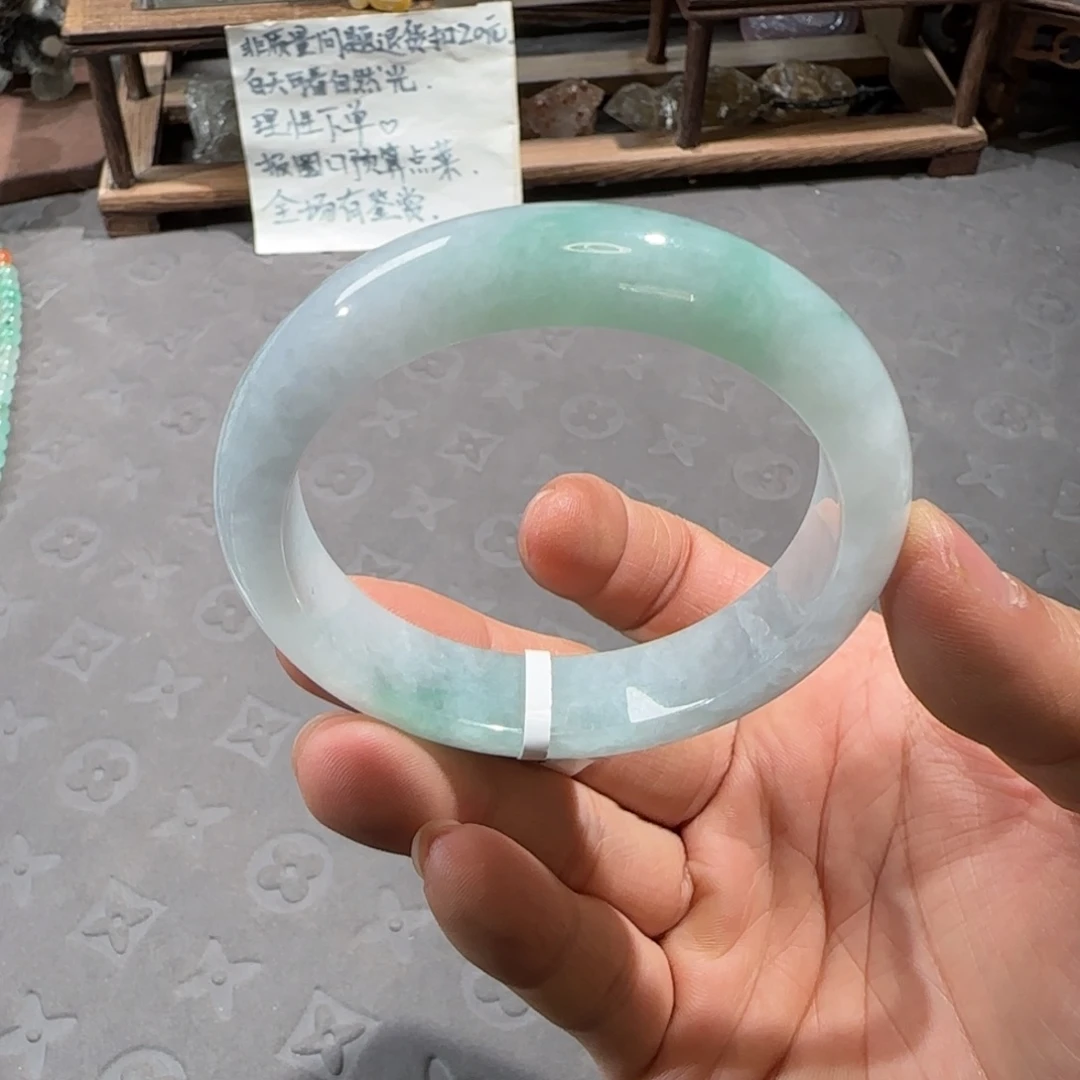 翡翠未镶嵌手镯55.6圈口