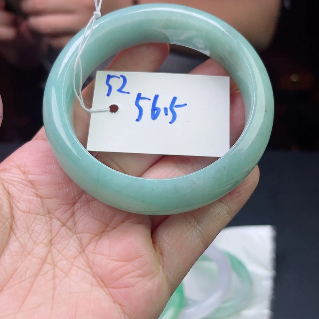 未镶嵌手镯翡翠52