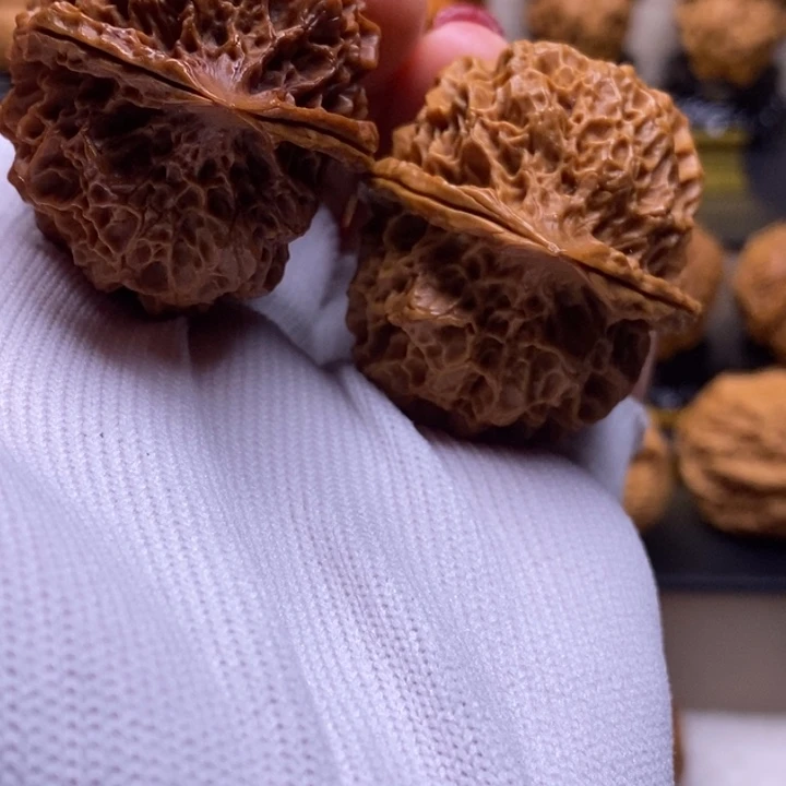 文玩核桃把件绣花鞋41尺