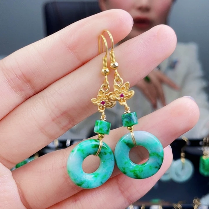 翡翠耳饰未镶嵌饰品