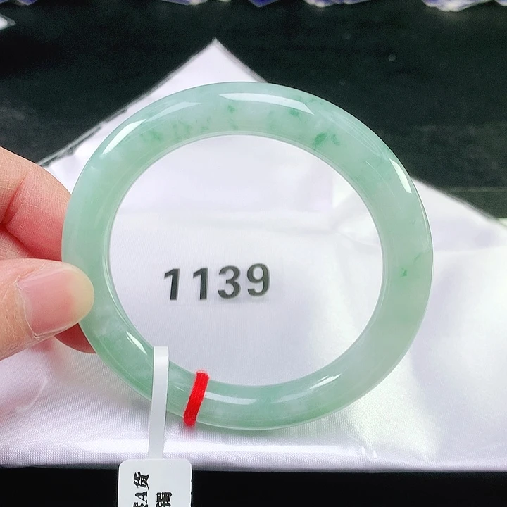 未镶嵌手镯（圆镯）翡翠1139