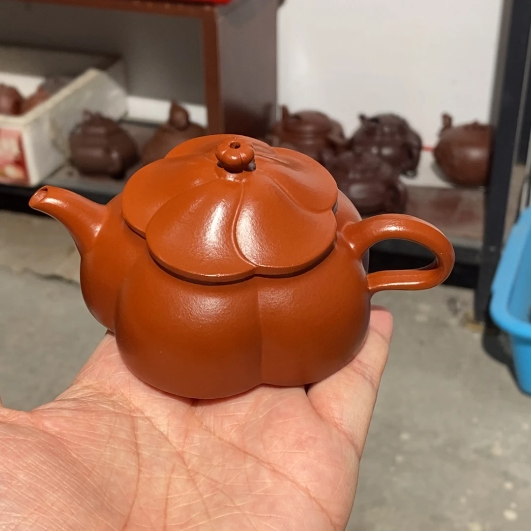 茶壶紫砂紫砂壶。紫砂壶。