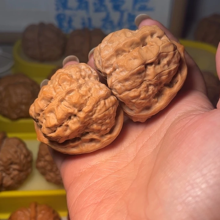 核桃三角蛙42。。。。。。。