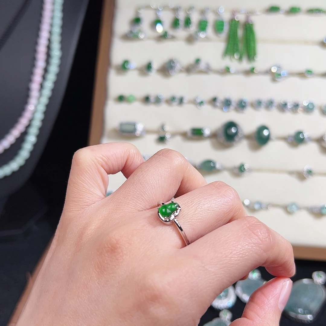 翡翠未镶嵌戒指天然