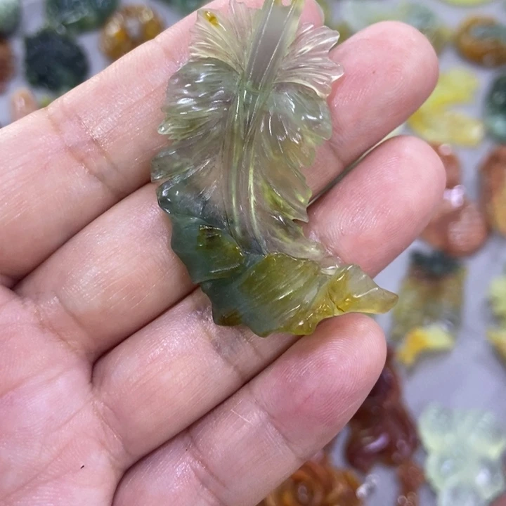 蛇纹石玉未镶嵌挂件