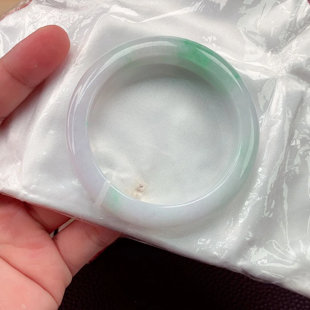 未镶嵌手镯翡翠翡翠