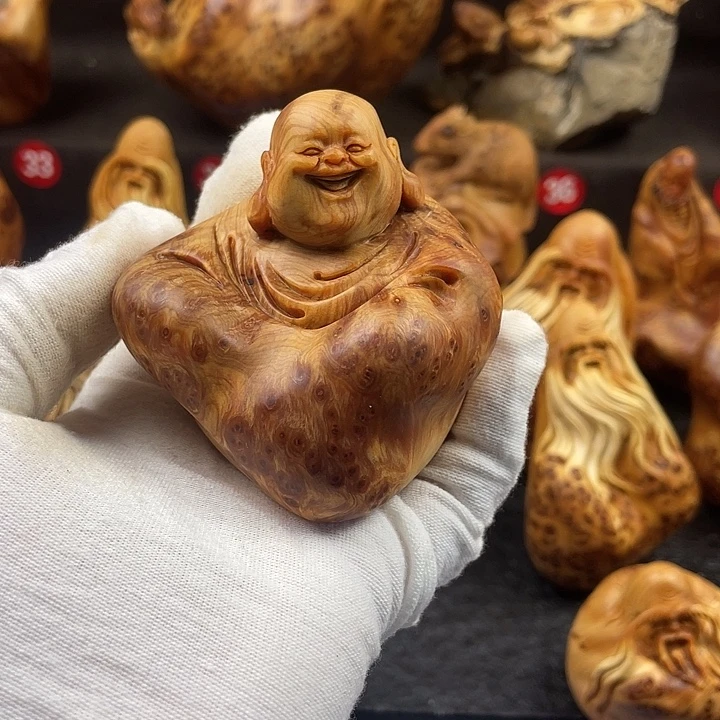 爱***择柏木（崖柏）米勒手把件