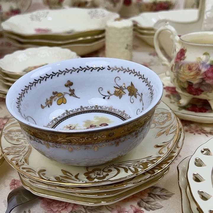 陶瓷四个陶瓷微瑕