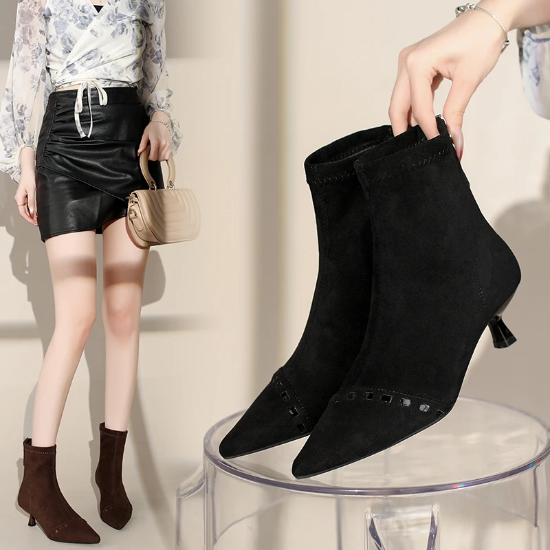 法式尖头酒杯中跟短靴女2025秋冬新款时尚弹力瘦瘦靴子气质时装靴
